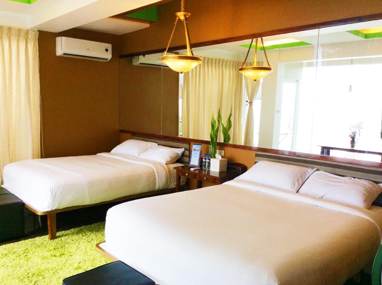 Bed and Breakfast The Carmelence View Tagaytay City Exterior foto